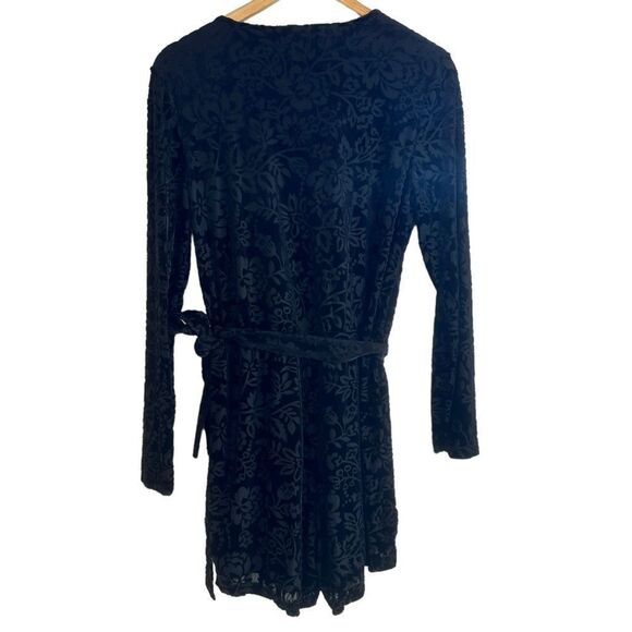 Saylor Anthropologie Velvet Burnout Black Floral Belted Long Sleeve Romper - Picture 3 of 8